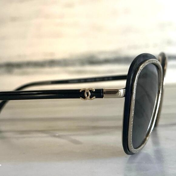 Chanel Black Sunglasses - Picture 3 of 8